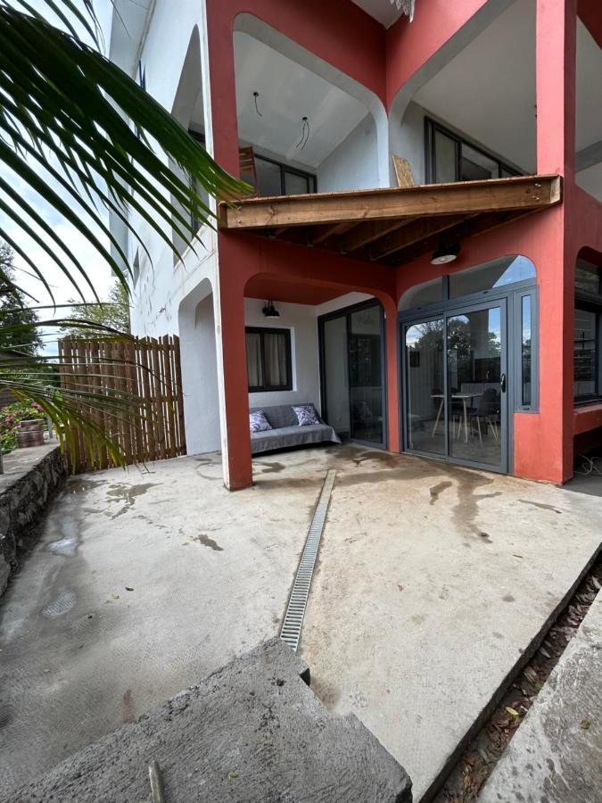 Mon Ti Piton Apartment แซ็งต์-เลอ ภายนอก รูปภาพ